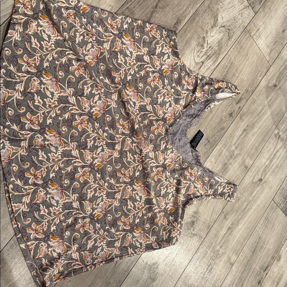 Daytrip Gray and Pink Floral Blouse